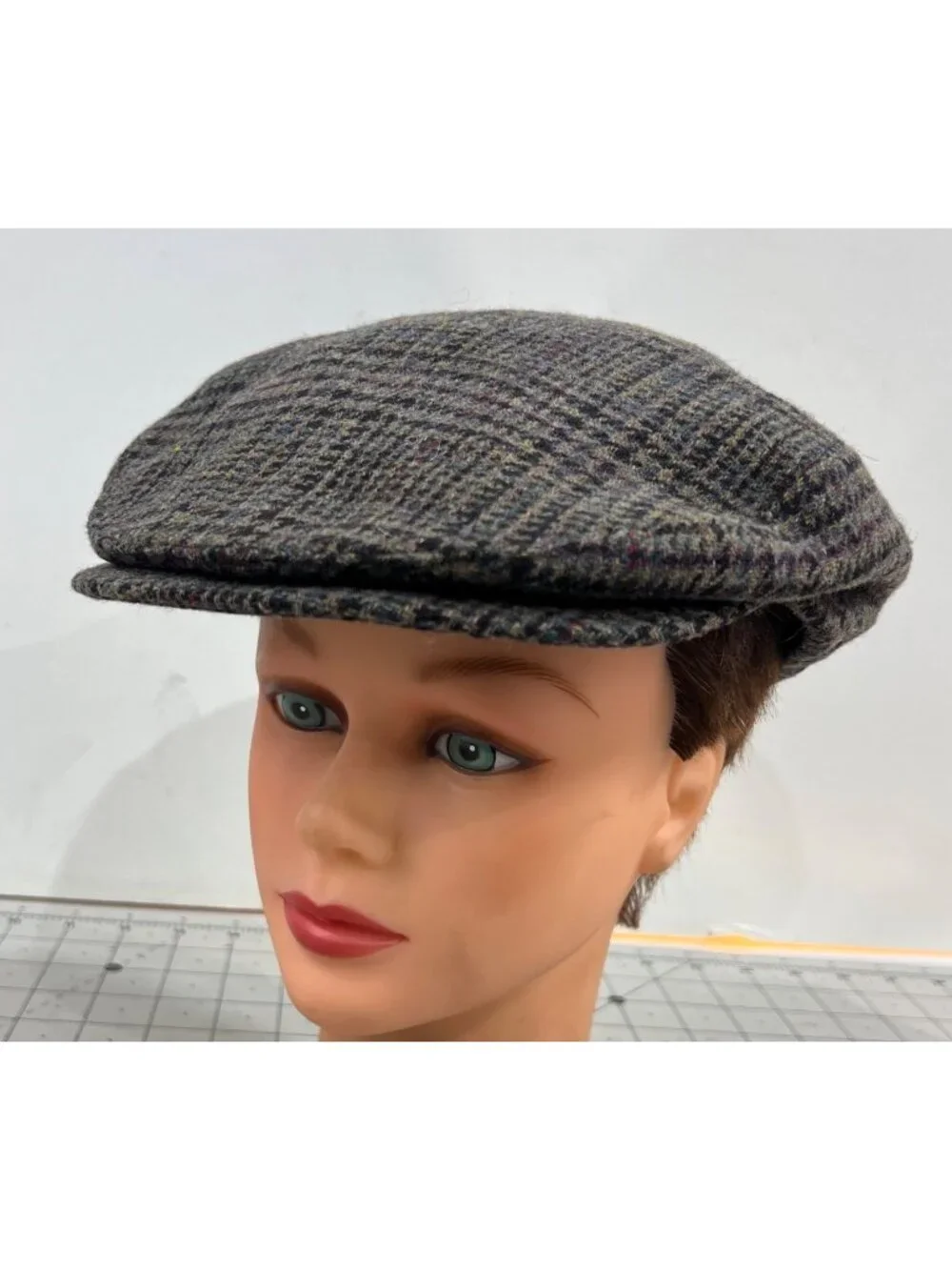 Pendleton Men’s Wool Tweed Newsboy Flat Cap Large Gray/Purple Plaid Vintage - Picture 1 of 6